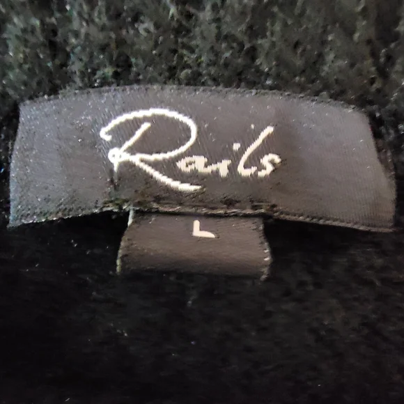 Rails Black Floral Sweater - Size large - Picture 3 of 3